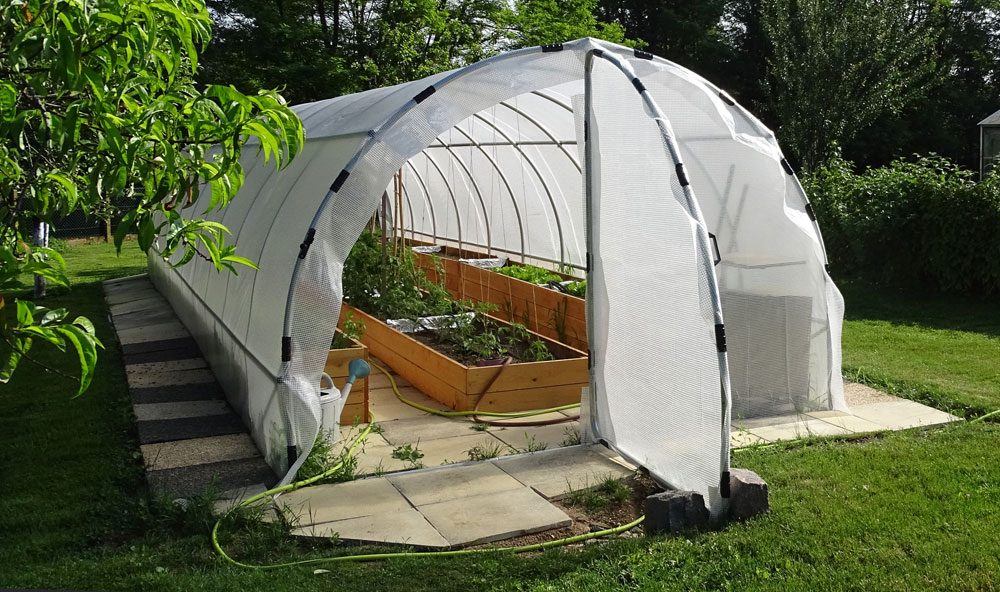 installation d'une serre de jardin