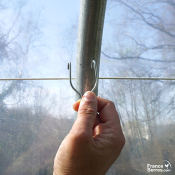 Pose d'un crochet de ligature pour tendre un fil Deltane - étape 1
