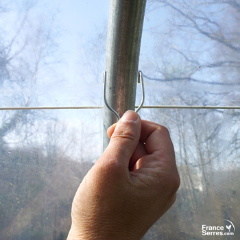 Pose d'un crochet de ligature pour tendre un fil Deltane - étape 2