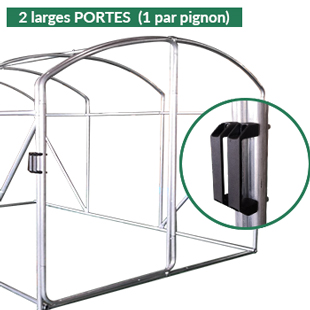 deux larges portes, une par pignon