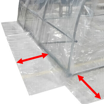 Bâche transparente avec grand retour au sol de 50cm Bâche transparente avec grand retour au sol de 50cm