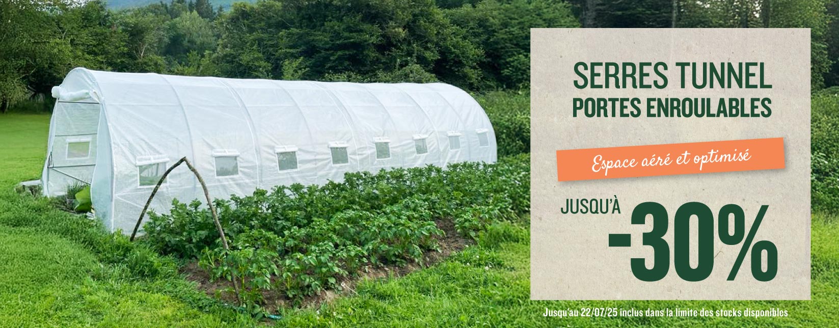 serre-tunnel-de-jardin-avec-porte-enroulable-et-fenetres-soldes-trente-pour-cent